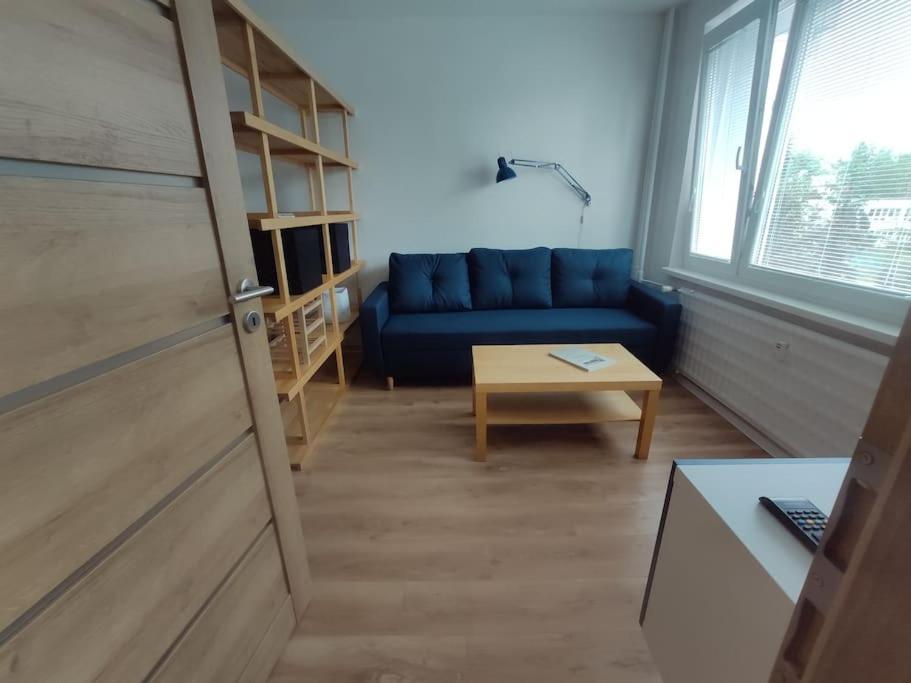 Utulny Bytik Iba 5 Minut Od Historickeho Centra Rimavská Sobota Exterior foto